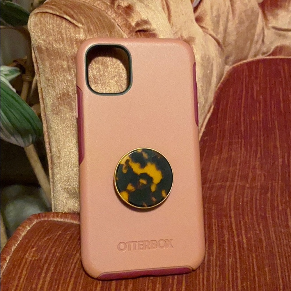 Otterbox - Picture 4 of 6